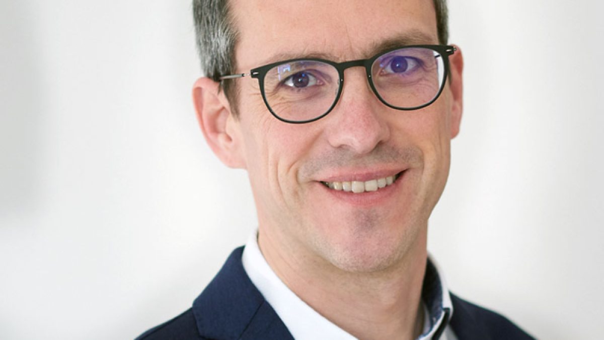 Dr. Martin Griessl